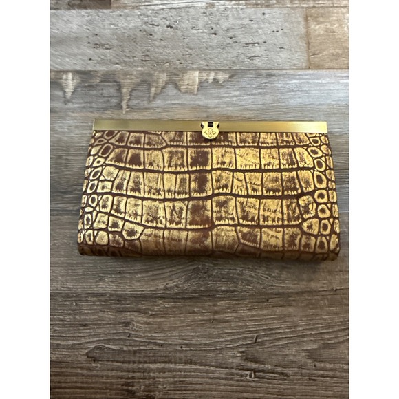 Patricia Nash Handbags - Patricia Nash Cauchy Metallic Gold Croc Embossed Wallet Pre Owned